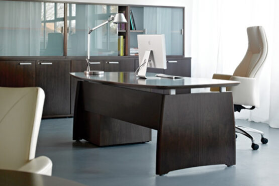 Verve Boardroom Meeting Chair - Image 3