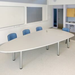 Precis Meeting Table