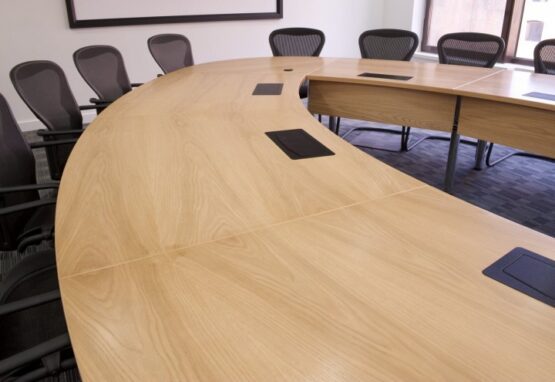 Precis Meeting Table - Image 5