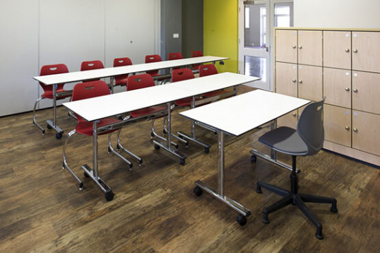 Vivanté Meeting Table - Image 3