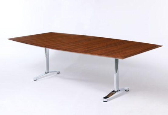 Breve Boardroom Meeting Table - Image 2