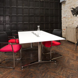 Breve Boardroom Meeting Table