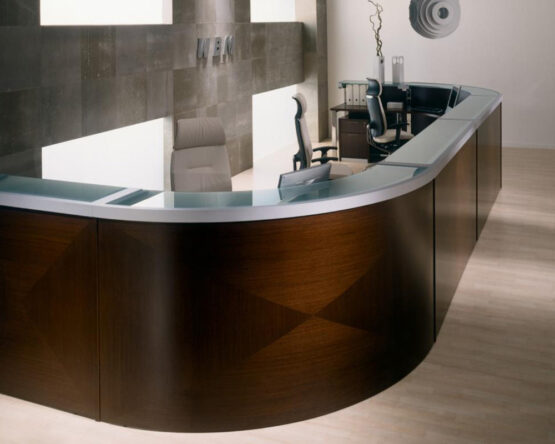 Concepto Executive Office Desk - Image 5