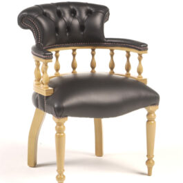 CAPTAIN’S STAND CHAIR