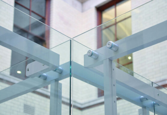 POLE - Image 4