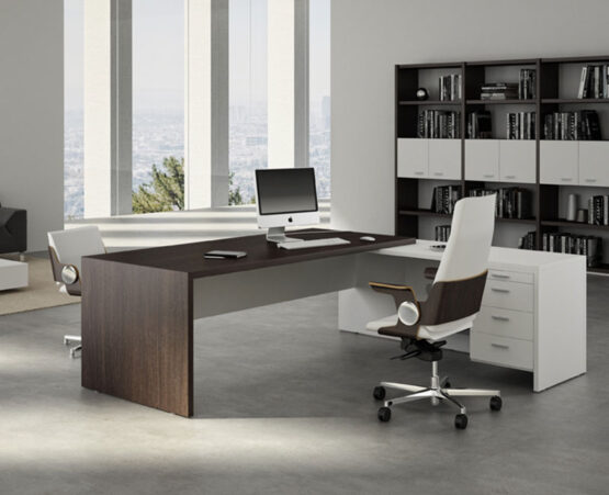 T45 Executive Office Desk - Image 3