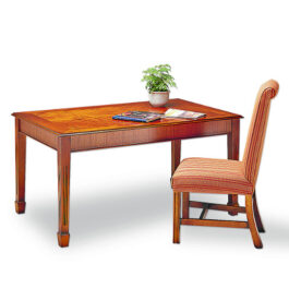 SPADE LEG TABLE