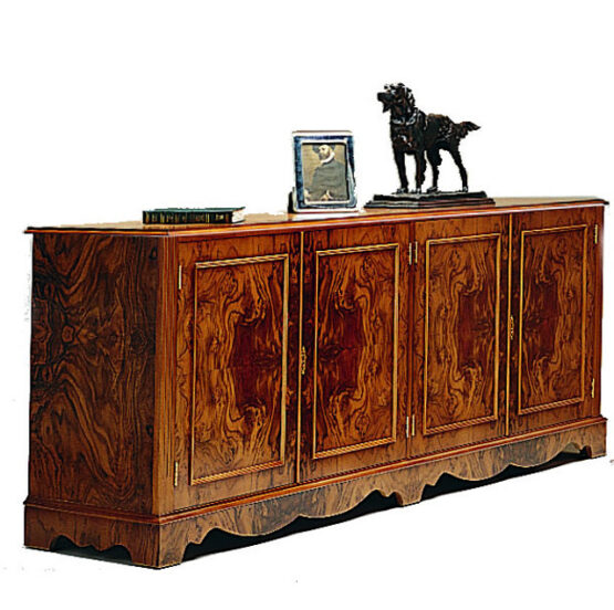 LOW 4 DOOR CREDENZA