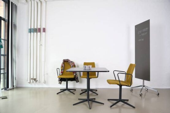 FOUR RESTING - Image 13