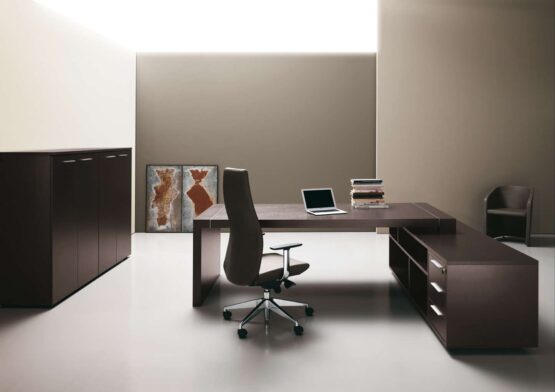 DIPLOMAT Executive Office Desk