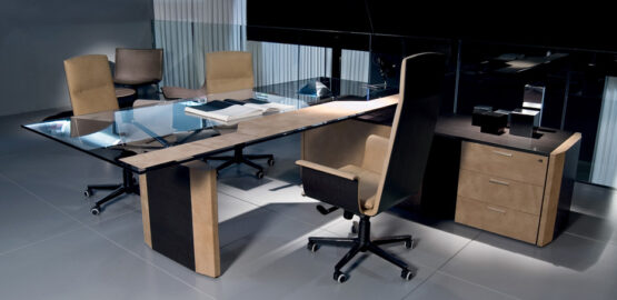 De Symetria Glass Executive Office Desk - Image 4