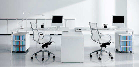 Office workstation - Image 4