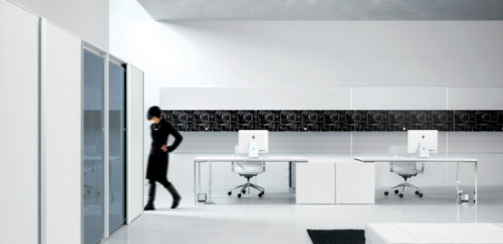 Office workstation - Image 13