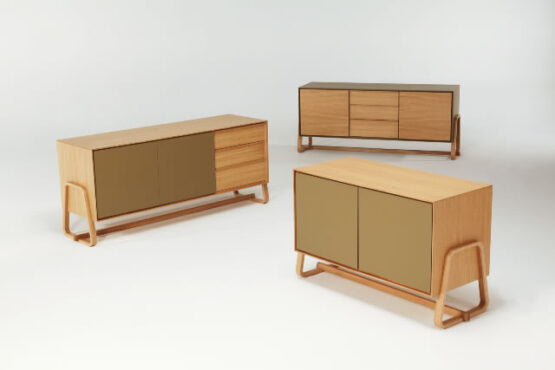THEO CREDENZAS