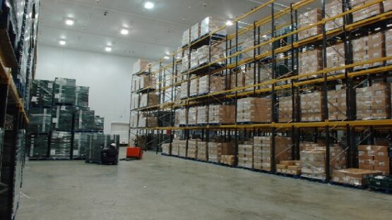 WIDE AISLE RACKING - Image 3