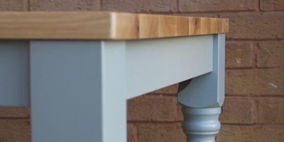 FARM TABLE - Image 2