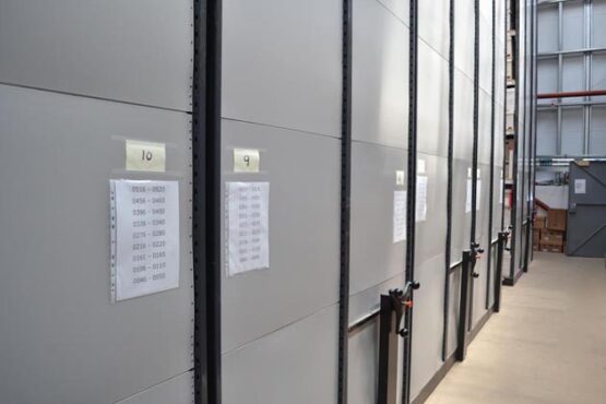 HEAVY DUTY MOBILE SHELVING - Image 6