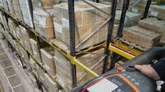 NARROW AISLE RACKING - Image 8