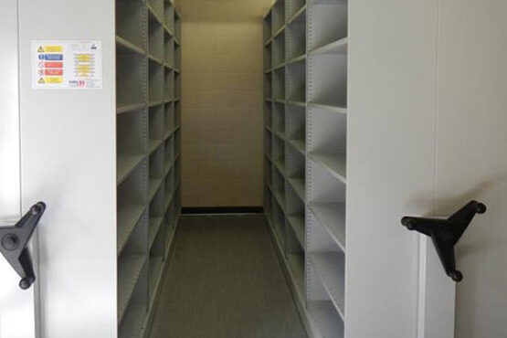 TRACKLESS MOBILE SHELVING - Image 3
