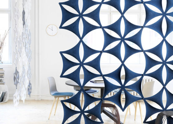 Airflake Free Standing Screen