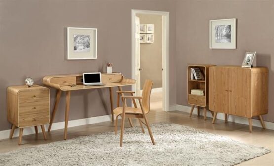 704 - Short Bookcase - Image 2