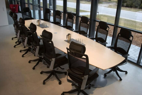 CONFERENCE, CAFE & CANTEEN - Image 15