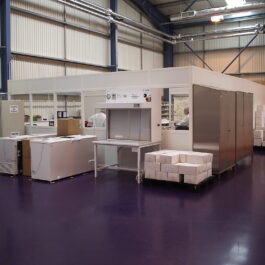 Single Glazed Glass Office Partition Providing Clean Area