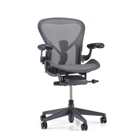 HERMAN MILLER AERON CHAIR GRAPHITE - SIZE B (MEDIUM)