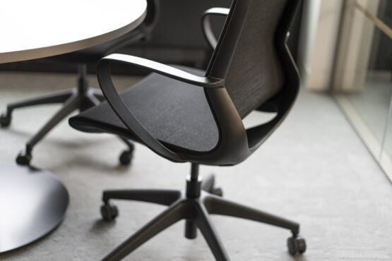 .L19 Task Chair - Image 6