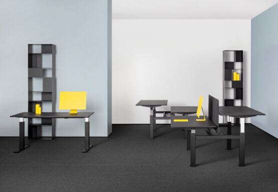 Follow Desk - Image 3